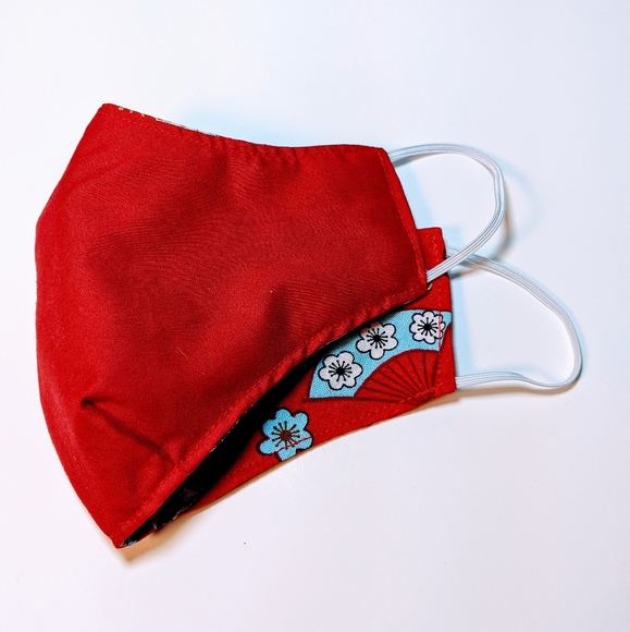 Adult Face mask  Reversible - Picture 2 of 3